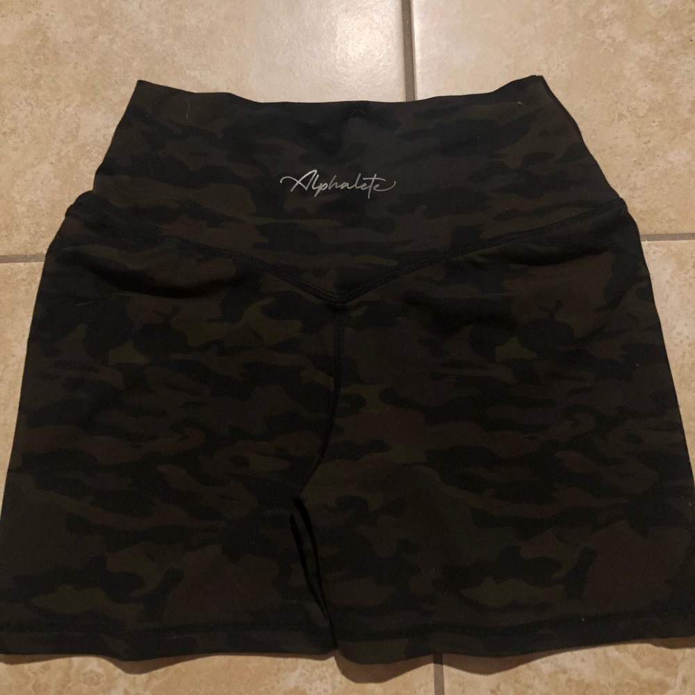 Alphalete shorts